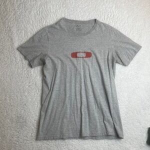 Y2K Oakley‎ men's grey center logo tshirt surfer skater M